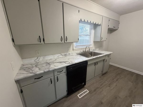 820 S 9th Street, Plattsmouth, NE 68048