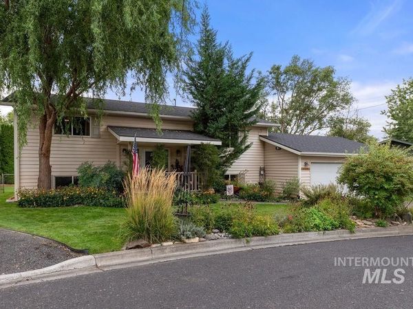 3509 7th St E, Lewiston, ID 83501