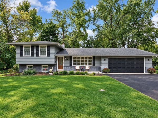 21 E Hillside Road, Naperville, IL 60540