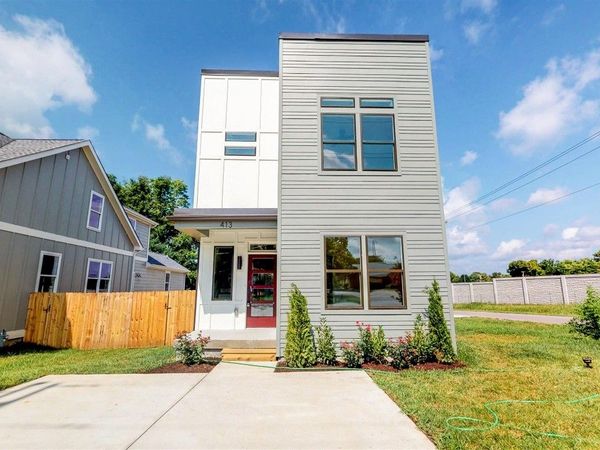 413 Eastboro Dr , Nashville, TN 37209