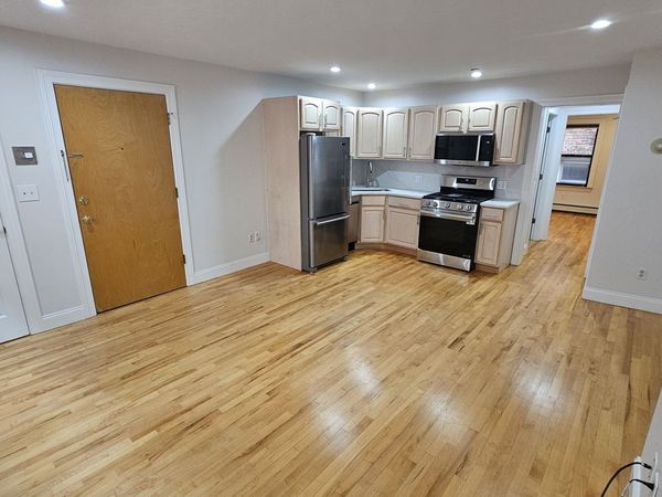 39 Salutation, Unit 33, Boston, MA 02108