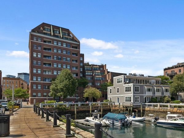 300 Commercial Street, Unit 512, Boston, MA 02109
