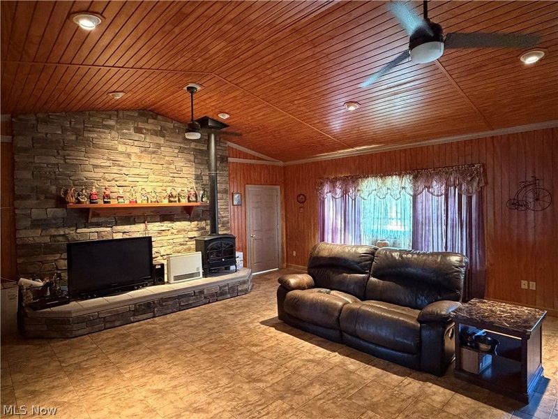 239 Oak Street, Leetonia, OH 44431 Photo 10