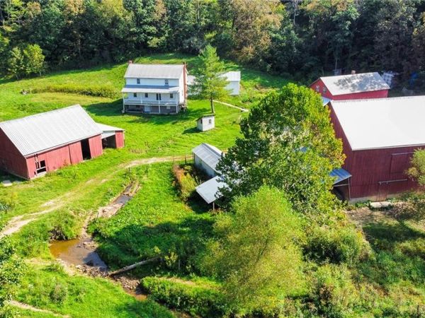 56176 Cline Road , Barnesville, OH 43713