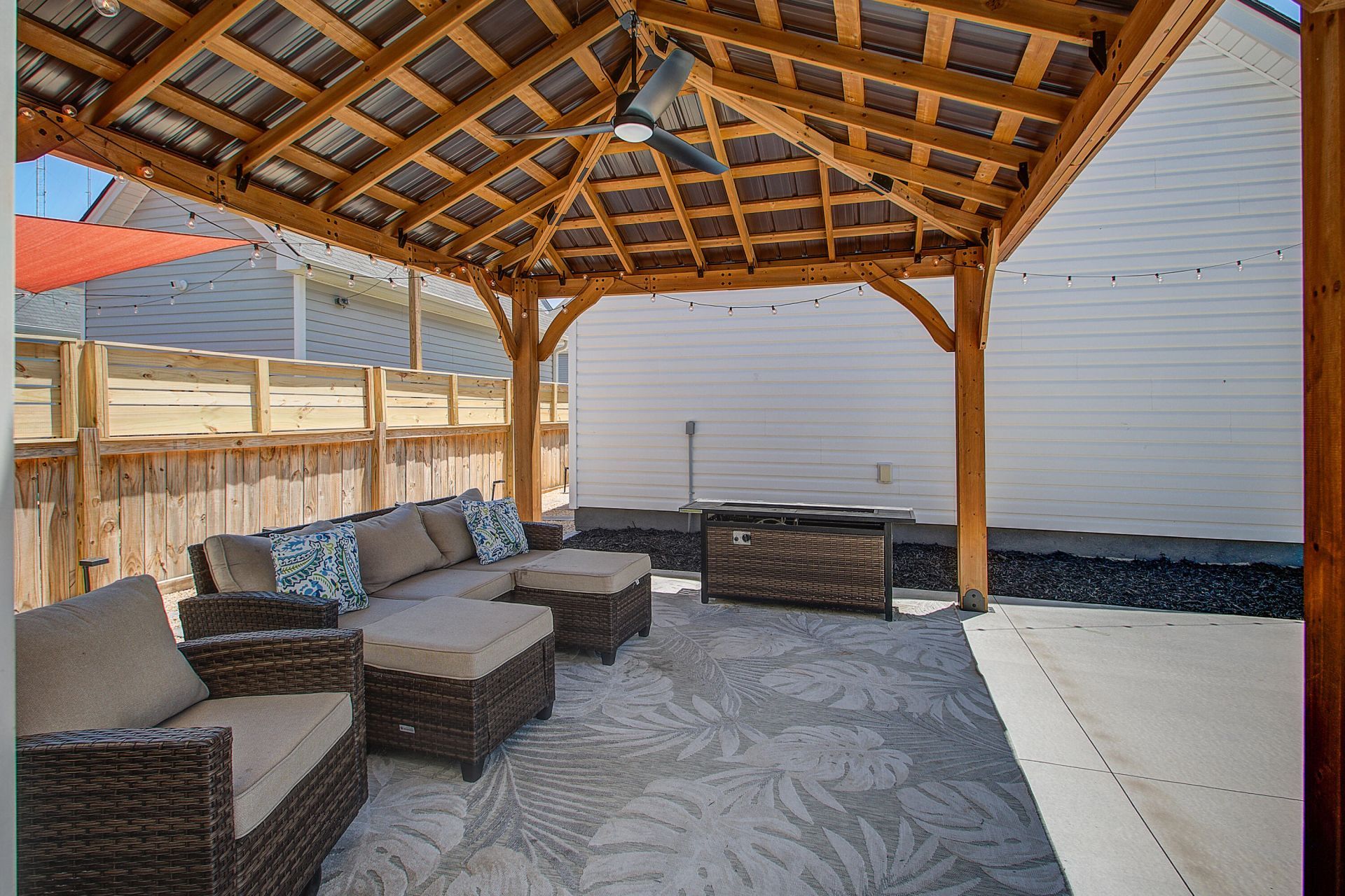 522 Spring Hollow Drive Photo 33