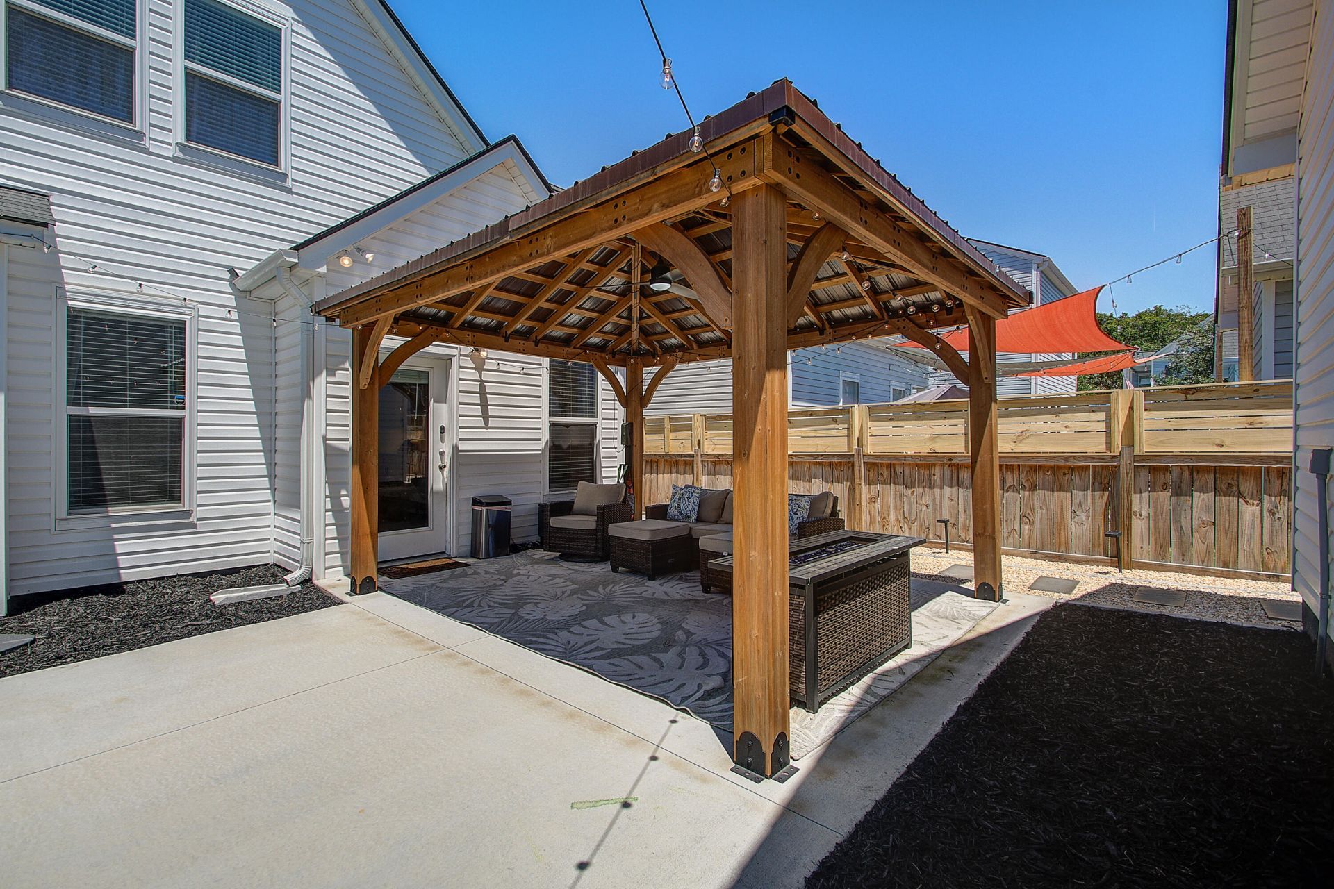 522 Spring Hollow Drive Photo 34