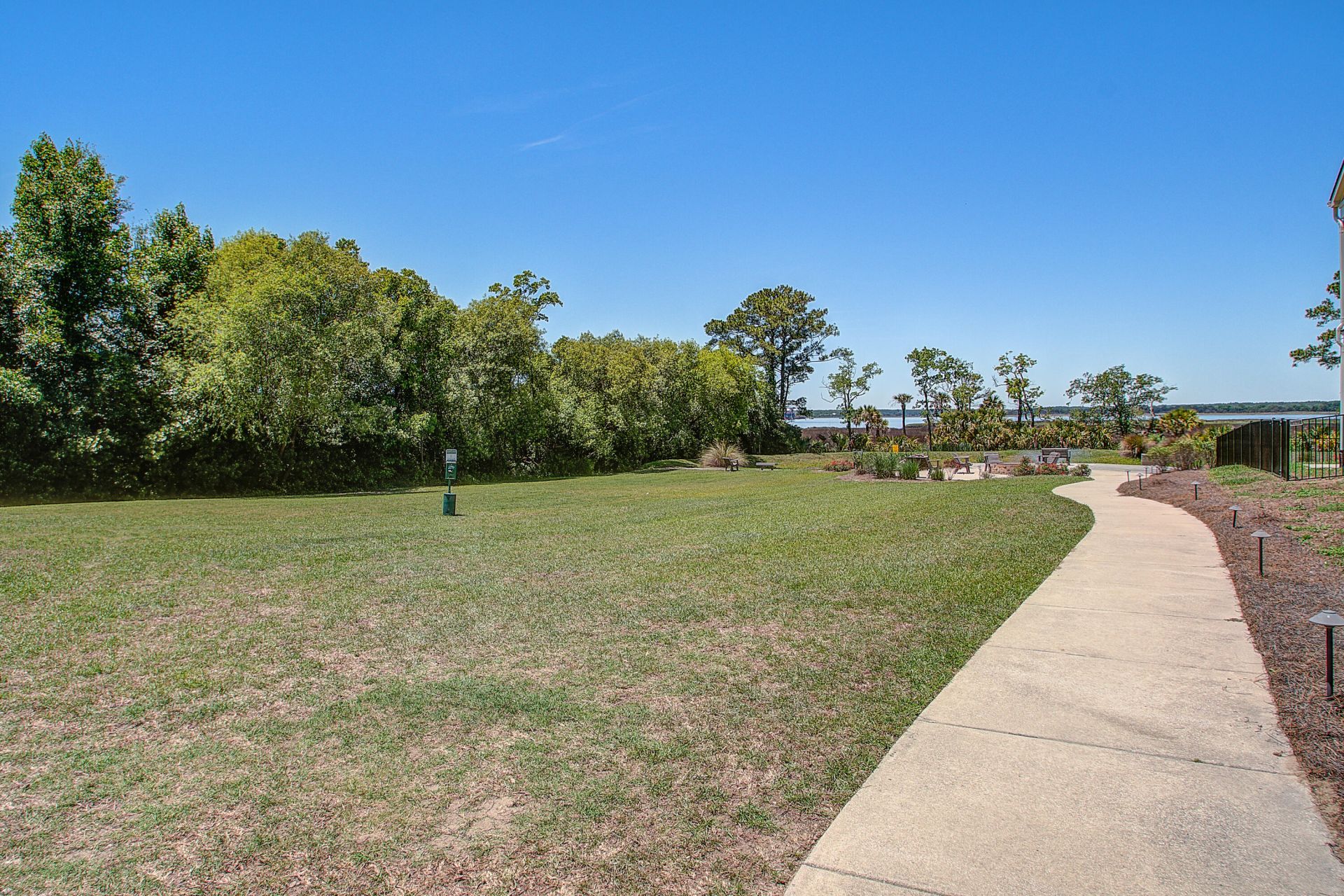 522 Spring Hollow Drive Photo 38
