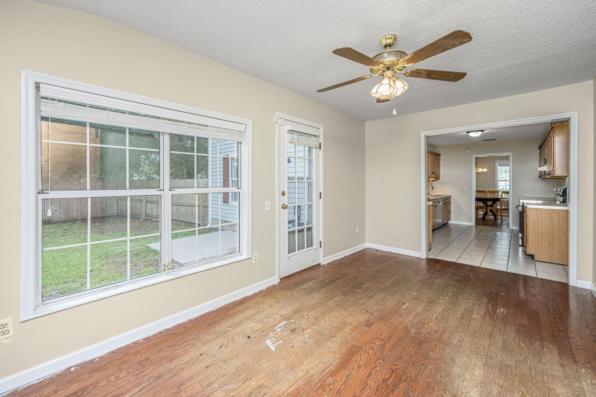 120 Trestlewood Drive Photo 15