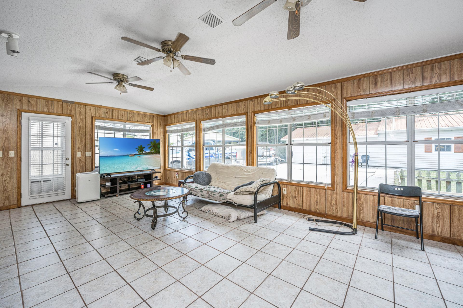 120 Trestlewood Drive Photo 17