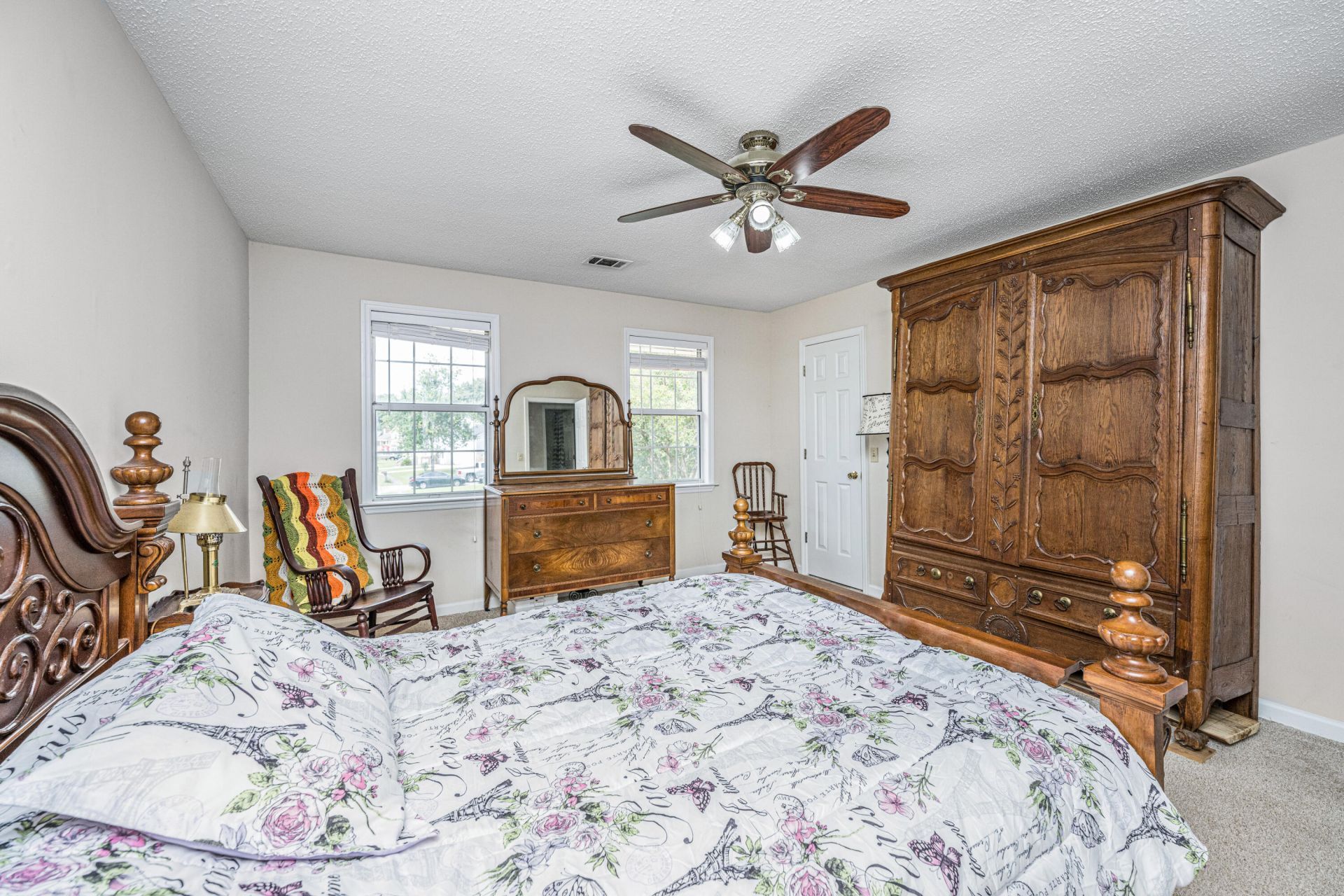 120 Trestlewood Drive Photo 22