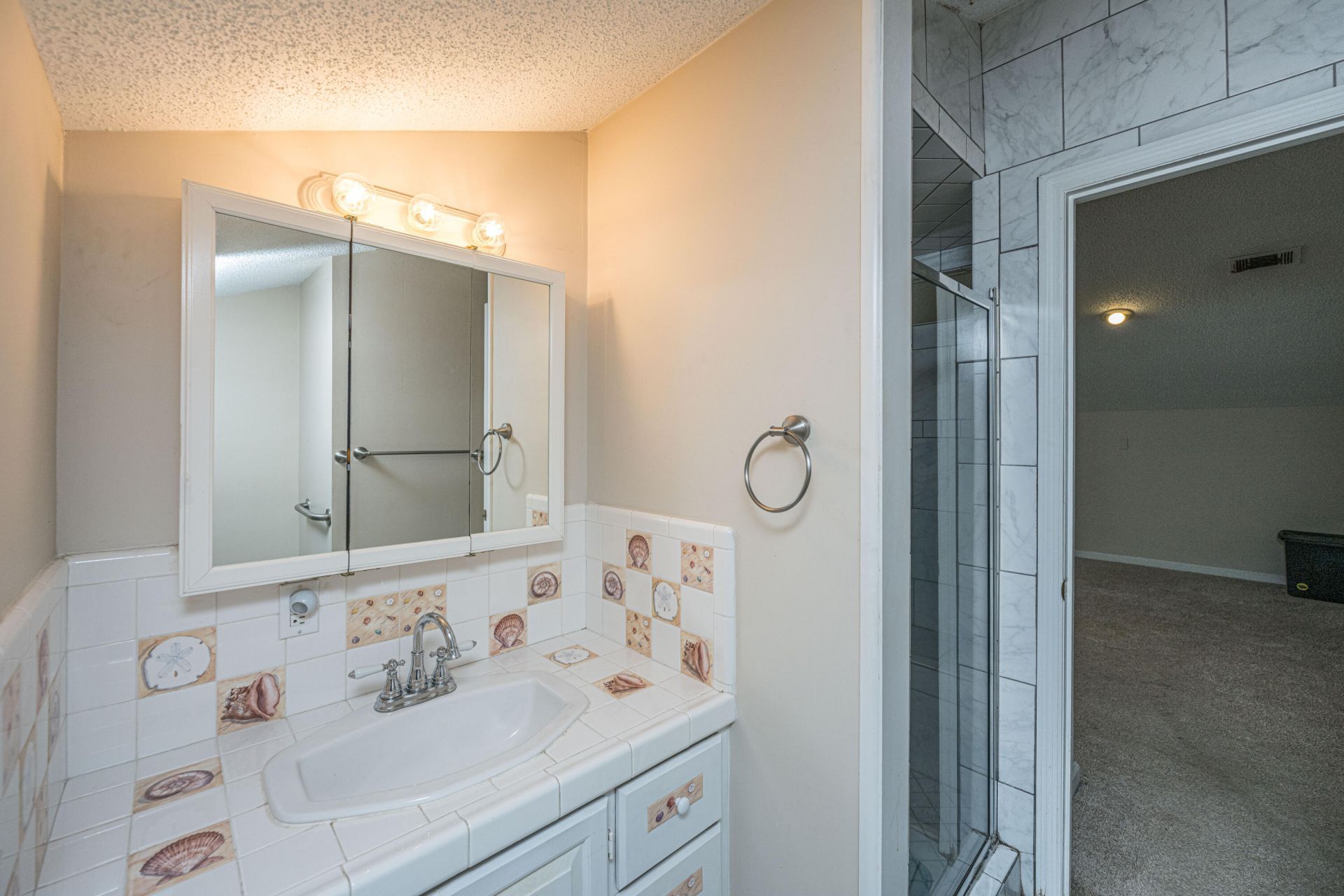 120 Trestlewood Drive Photo 37
