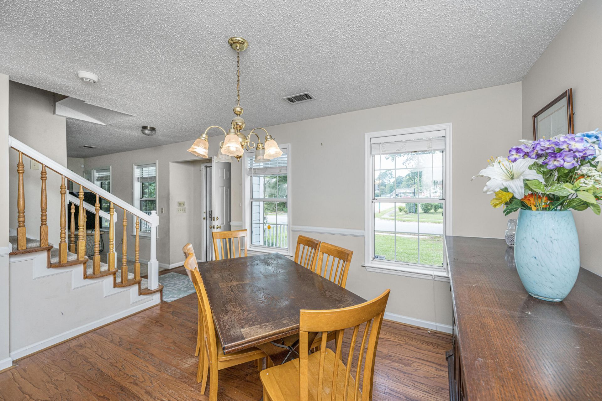120 Trestlewood Drive Photo 4