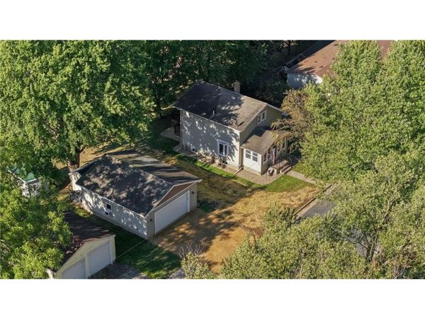 208 W Maple Street, Roberts, WI 54023