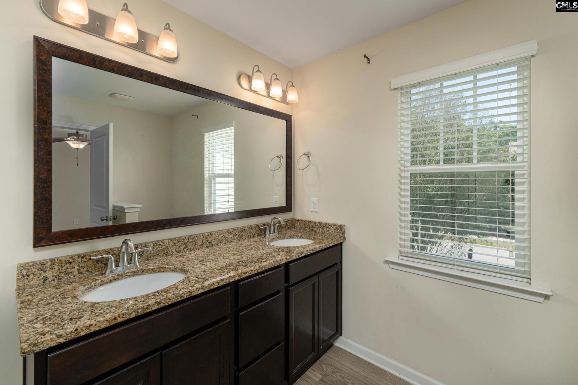 120 Brewers Oak Lane  Photo 16