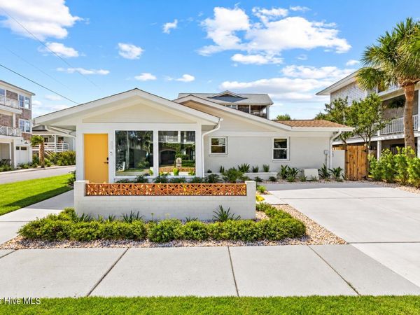 21 Island Drive, Wrightsville Beach, NC 28480