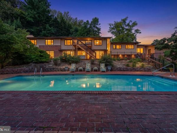 17 IVY HILL COURT, COCKEYSVILLE, MD 21030