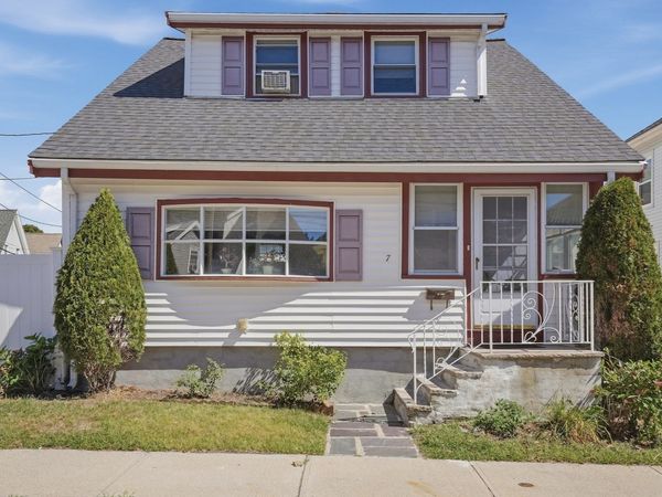 7 Geneva Avenue, Lynn, MA 01905