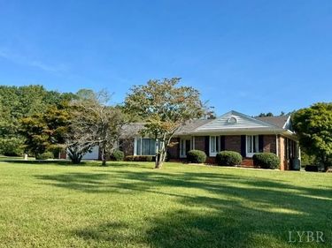 503 Woodlawn Trail, Appomattox, VA 24522