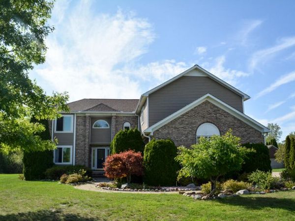 25548 Winding Creek Drive, New Boston, MI 48164