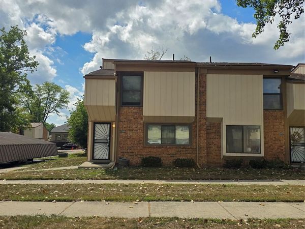 23568 Lahser Road , Southfield, Mi 48033