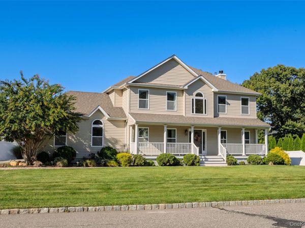 9 Valerie Court, Centereach, NY 11720