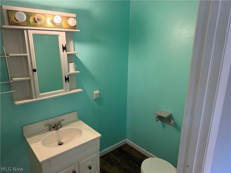 606 E First Street, Uhrichsville, OH 44683 Photo 18