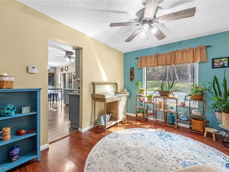 458 Derbyshire Road, Green, OH 44319 Photo 11