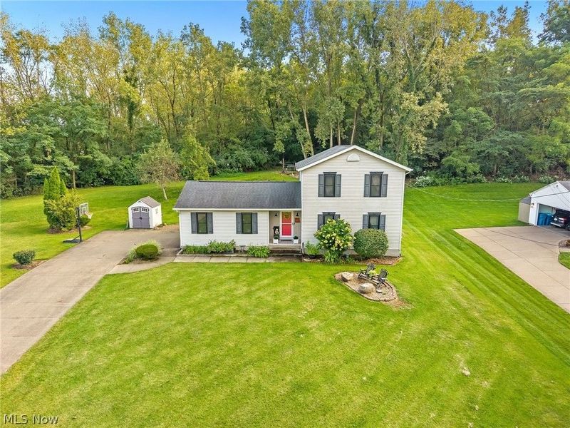 458 Derbyshire Road, Green, OH 44319 Photo 3