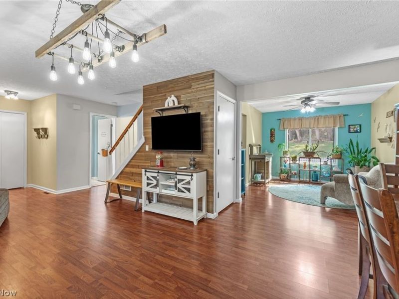 458 Derbyshire Road, Green, OH 44319 Photo 8