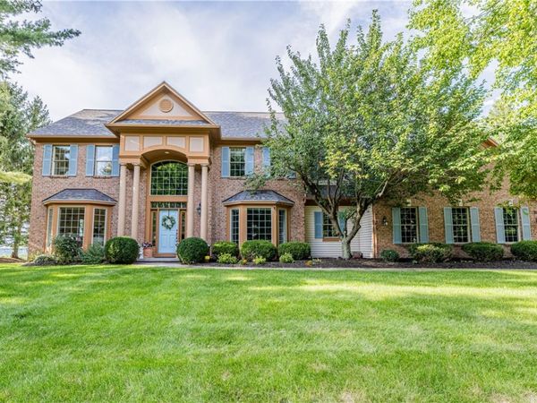 210 Royal View, Pittsford, NY 14534