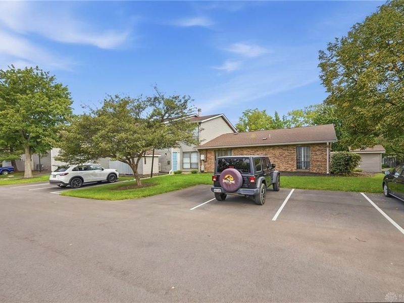 2826 Foxwood Court, Miamisburg, OH 45342 Photo 2