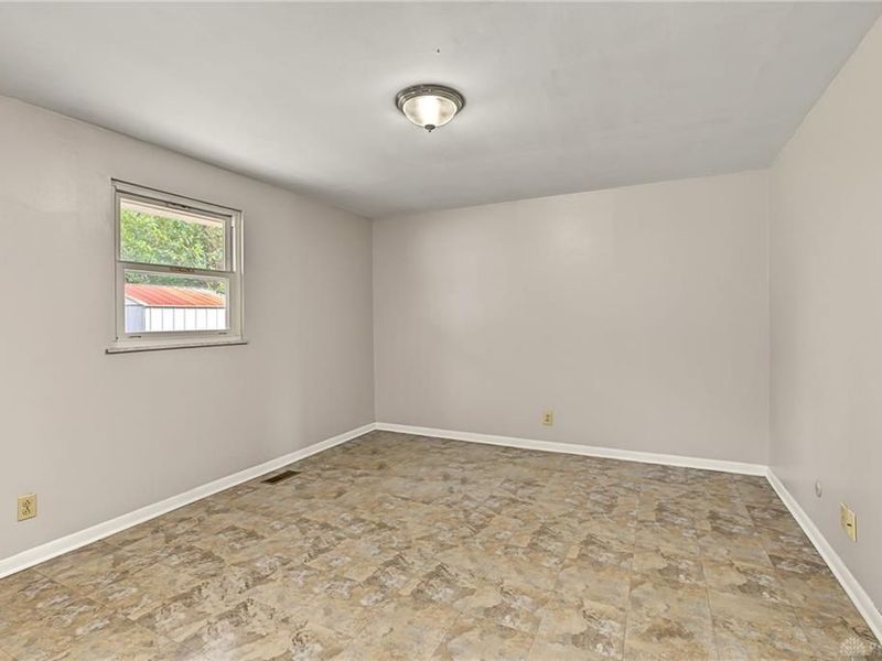 3746 Marion Drive, Enon Vlg, OH 45323 Photo 12