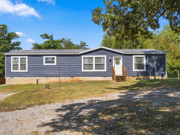 670 Garrett Rd , Quebeck, TN 38579