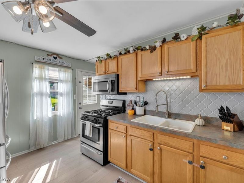 4405 Norfolk Avenue, Lorain, OH 44055 Photo 12