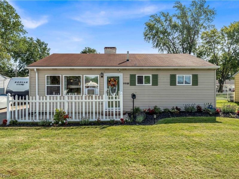 4405 Norfolk Avenue, Lorain, OH 44055 Photo 3