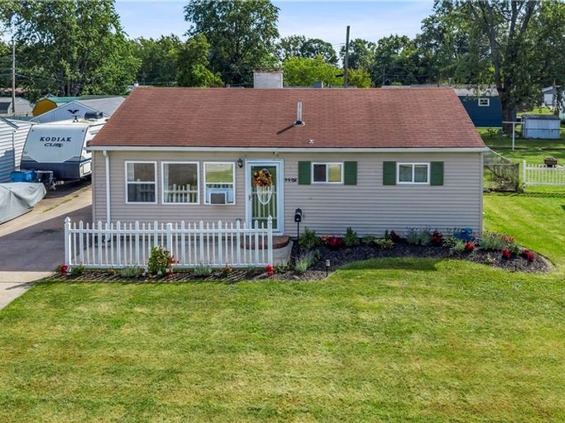 4405 Norfolk Avenue, Lorain, OH 44055 Photo 4