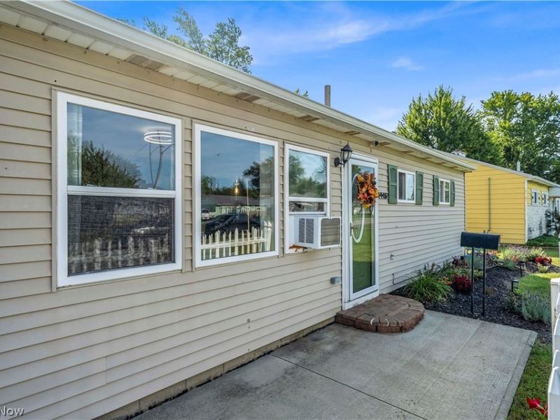 4405 Norfolk Avenue, Lorain, OH 44055 Photo 6
