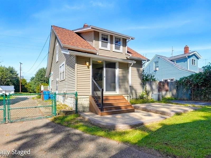 170 Swartz Road, Akron, OH 44319 Photo 4