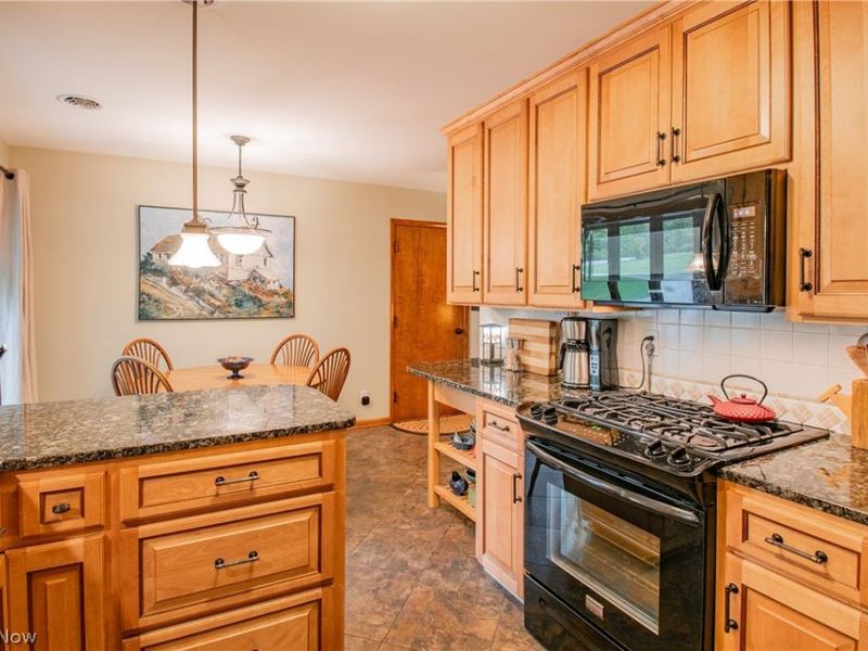 3980 Wetmore Road, Cuyahoga Falls, OH 44223 Photo 7