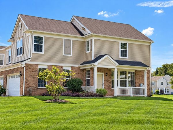 2534 Evergreen Circle , McHenry, IL 60050