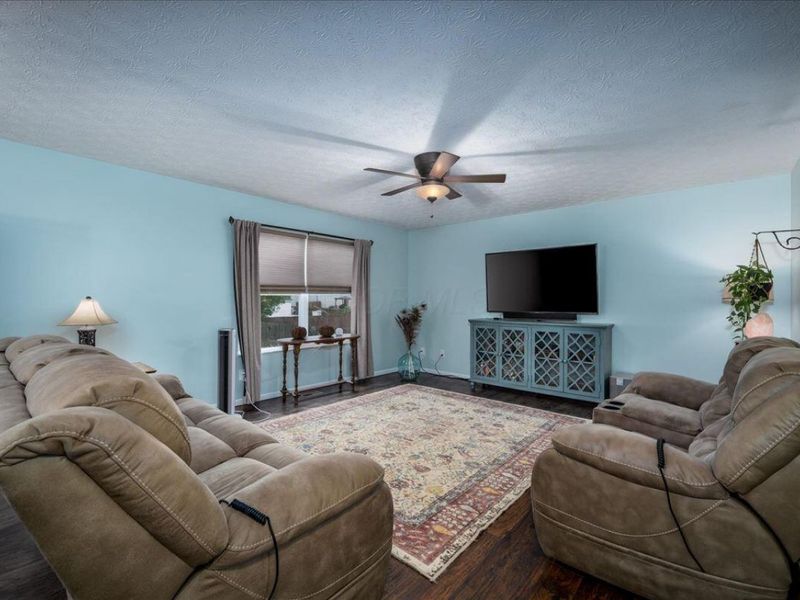 564 Jameson Street, Ashville, OH 43103 Photo 12