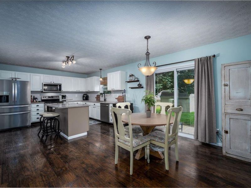 564 Jameson Street, Ashville, OH 43103 Photo 14