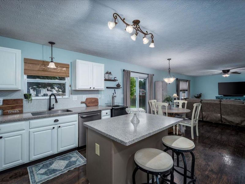 564 Jameson Street, Ashville, OH 43103 Photo 16
