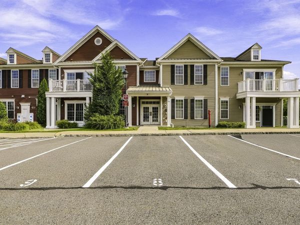 2102 Simeon Howard Way, Unit 2102, Westborough, MA 01581