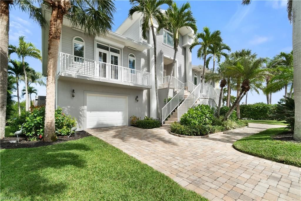 197 San Mateo Dr, Bonita Springs, FL 34134 Photo