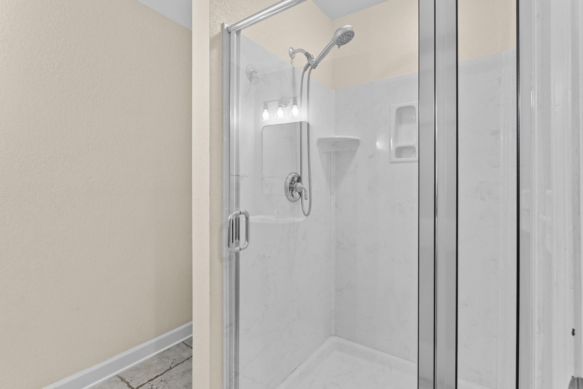 2205 Quail Hollow Court Photo 29
