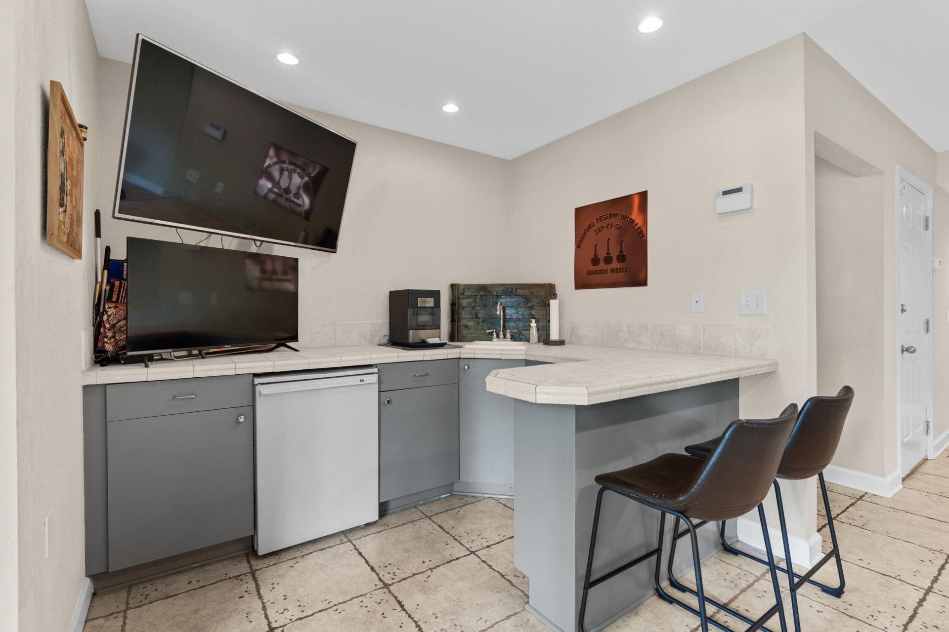 2205 Quail Hollow Court Photo 34