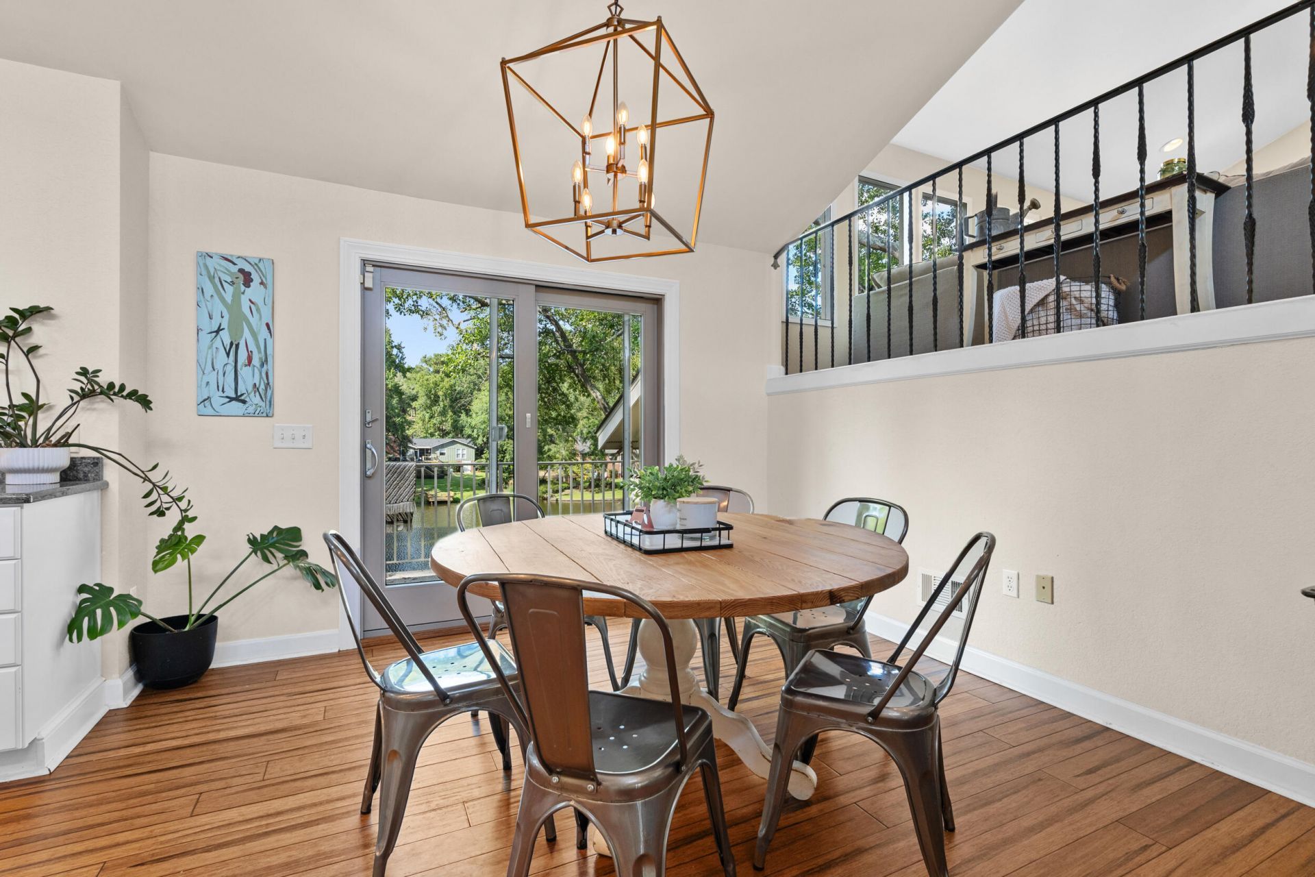 2205 Quail Hollow Court Photo 4