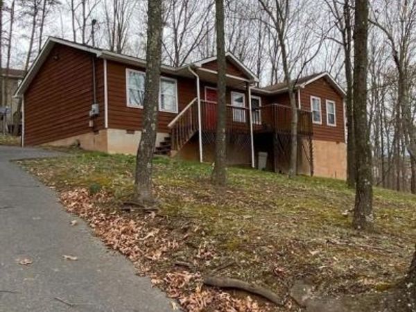 1258 LAKEVIEW DRIVE, CROSS JUNCTION, VA 22625