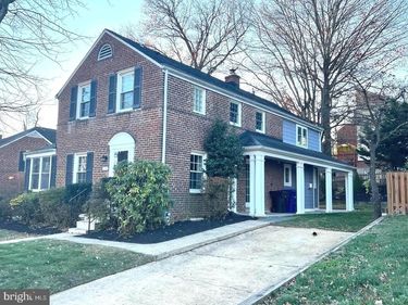 1010 N KENTUCKY STREET , ARLINGTON, VA 22205